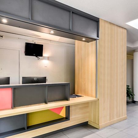 B&B Hotel Montpellier 1 Сен-Жан-де-Веда Экстерьер фото